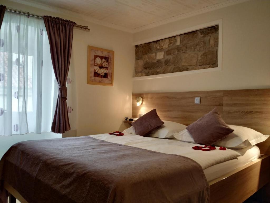 Двухместный (Двухместный номер с 1 кроватью или 2 отдельными кроватями, вид на город) отеля B&B Kastel Split, Сплит