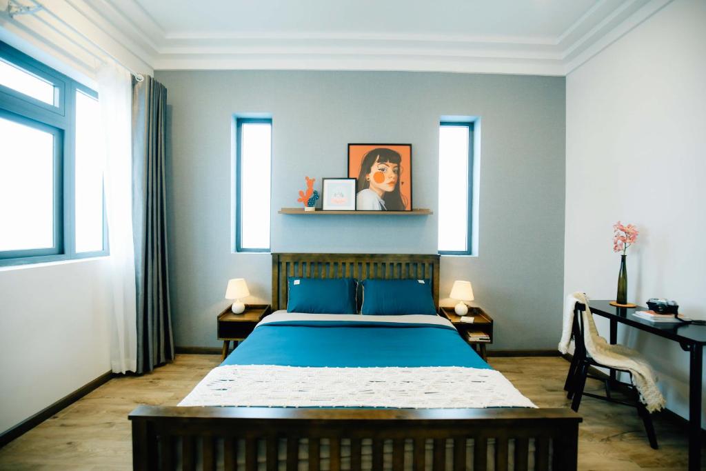 Двухместный (Улучшенный номер с кроватью размера «king-size») отеля The Windy BnB - Rollei Stories, Далат
