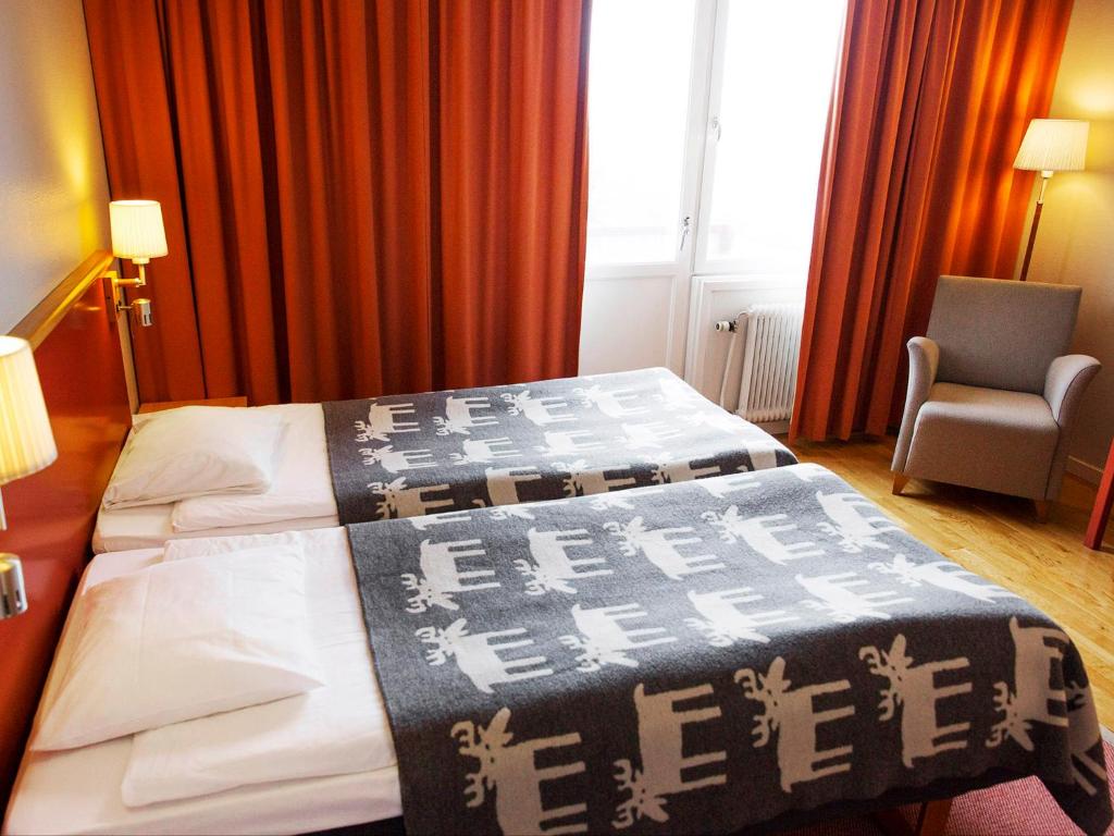 Двухместный (Двухместный номер с 2 отдельными кроватями) отеля Hotell Kebne, Кируна
