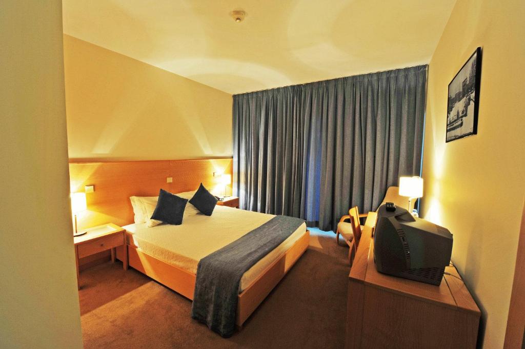 Двухместный (Двухместный номер с 1 кроватью или 2 отдельными кроватями) отеля Hotel Bienestar Termas de Moncao, Монсан