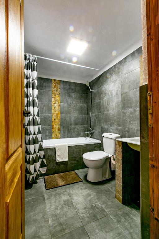 Двухместный (Двухместный номер с 1 кроватью и гидромассажной ванной) гостевого дома Casa Adalmo, Сигишоара
