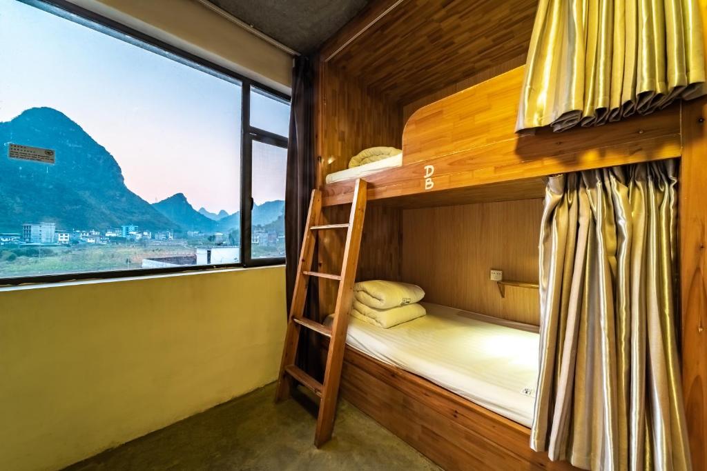 Номер (Кровать в общем 4-местном номере для мужчин и женщин), Yangshuo Sudder Street Guesthouse