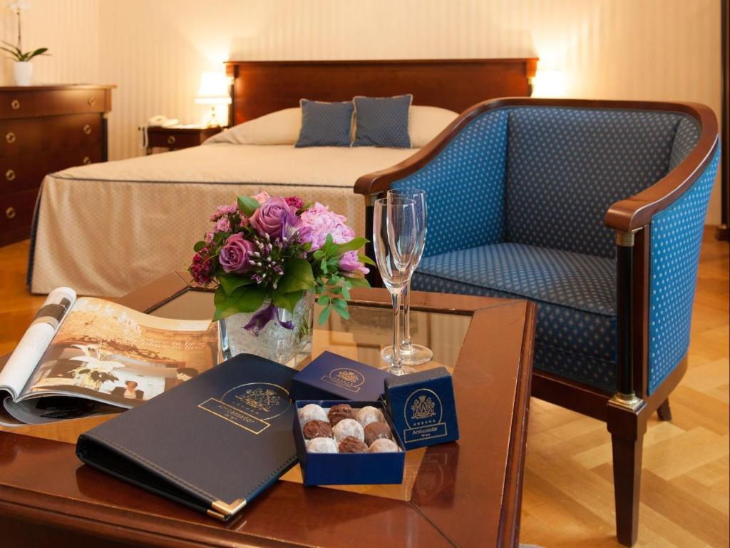 Двухместный (Классический двухместный номер с 1 кроватью) отеля Hotel Ambassador, Вена