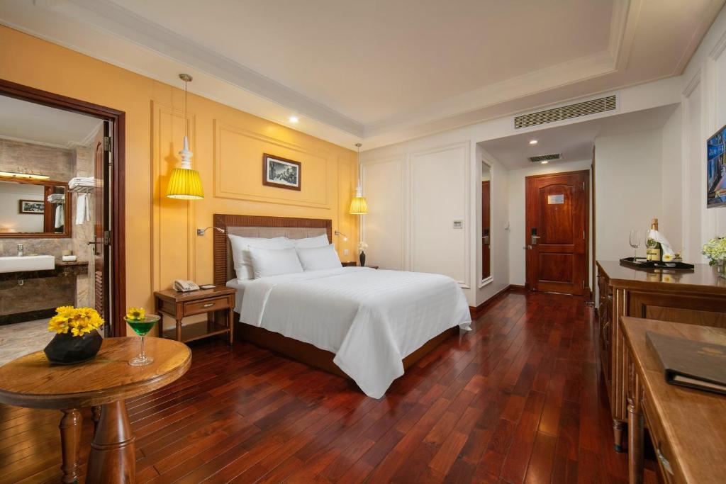 Двухместный (Номер Делюкс с окном), Hanoi Pearl Hotel