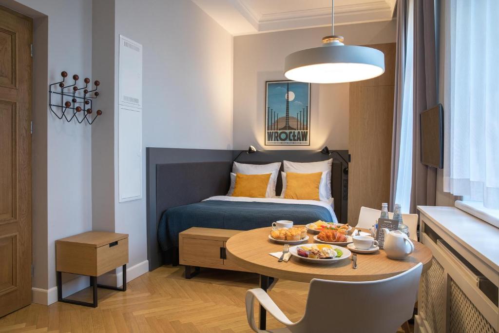 Студио (Улучшенный номер-студио), Stradonia Serviced Apartments