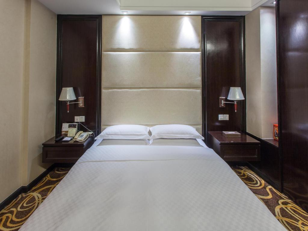 Двухместный (Двухместный номер Делюкс с 1 кроватью) отеля Hua Shi Hotel, Гуанчжоу