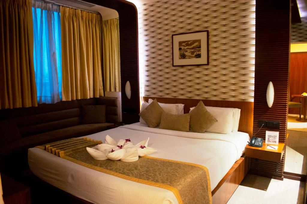 Сьюит (Люкс) отеля Regenta Orkos Kolkata by Royal Orchid Hotels Limited, Калькутта