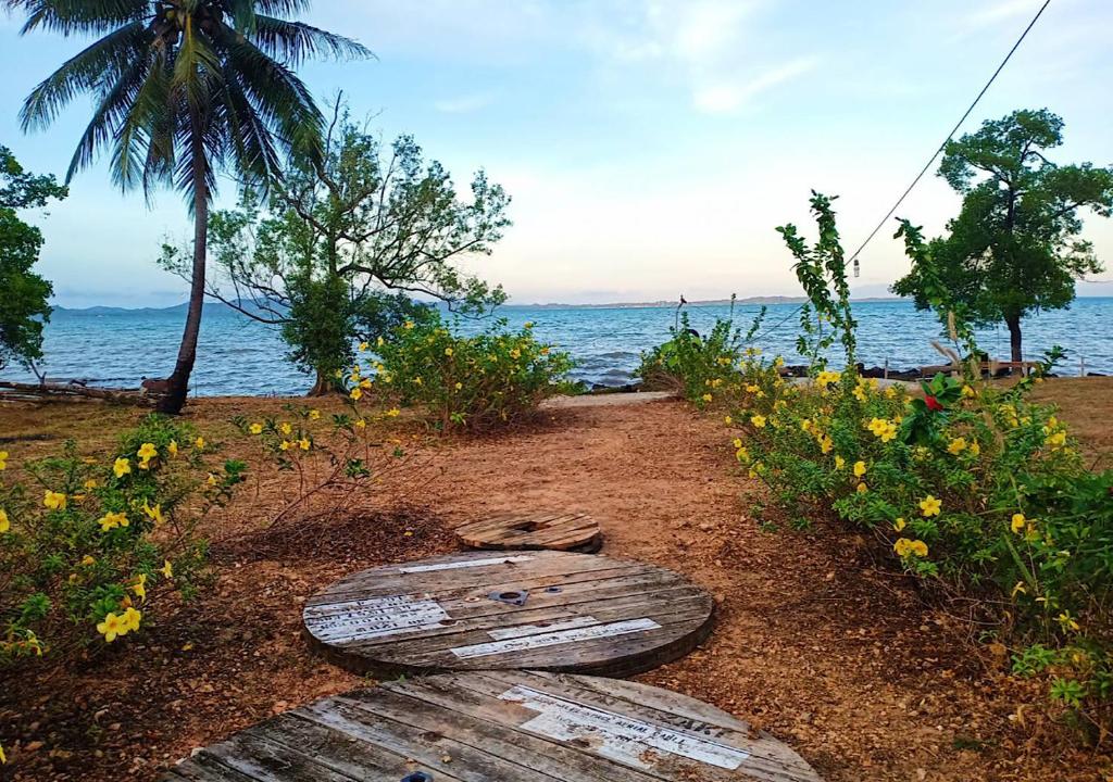 Вилла (Вилла), Kohchang FuengFah