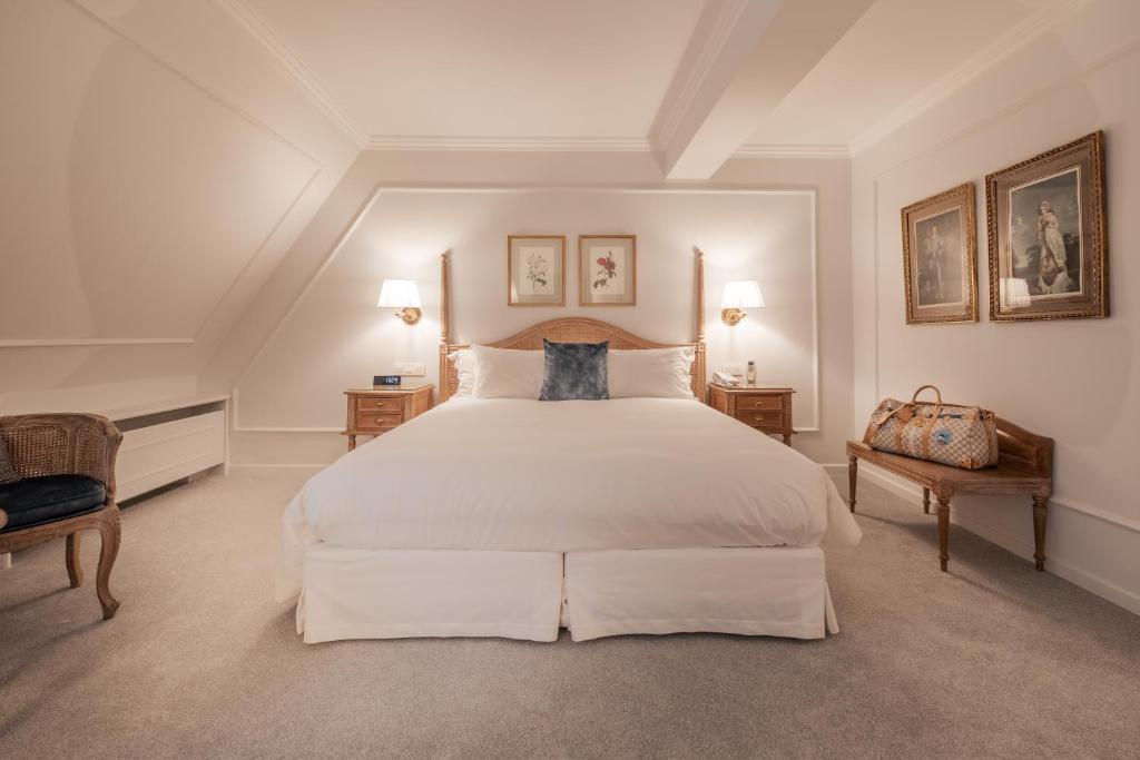Двухместный (Улучшенный двухместный номер с 1 кроватью или 2 отдельными кроватями) отеля Hotel Manos Stephanie, Брюссель