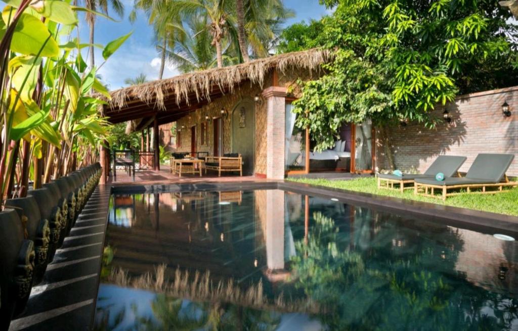 Вилла (Вилла с собственным бассейном) отеля Floating Khmer Village Resort, Сием Рип
