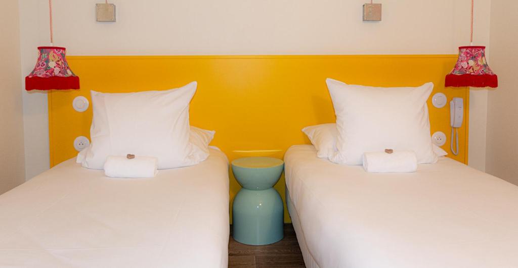 Двухместный (Двухместный номер с 2 отдельными кроватями) отеля Citotel Levasseur, Ле-Ман
