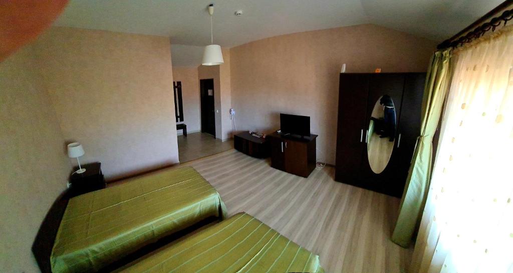 Двухместный (Двухместный номер с 2 отдельными кроватями) мотеля La Salcii, Бухарест