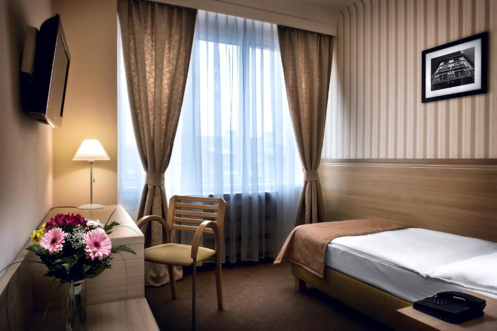 Одноместный (Стандартный одноместный номер) отеля Hotel Tatra, Братислава