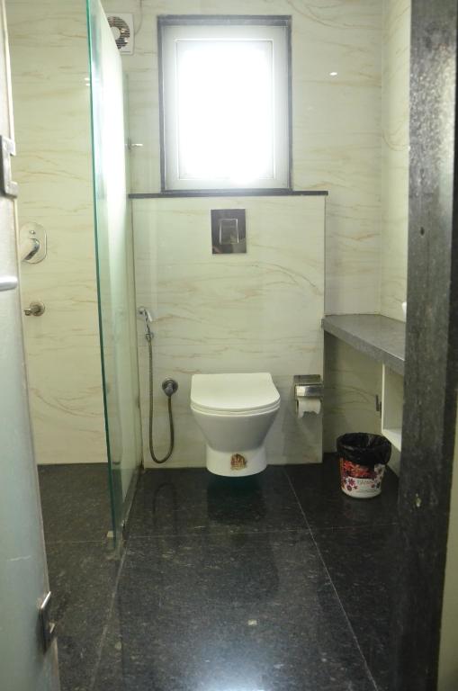 Двухместный (Executive Room with Early check-in By 3 Hours,Late check-out by 3 hours), Hotel Sopan Heights