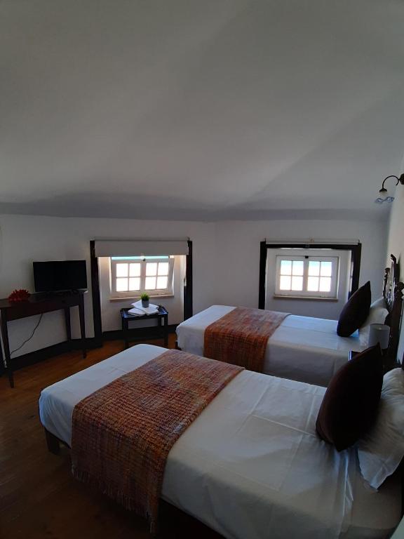 Двухместный (Двухместный номер с 2 отдельными кроватями) отеля Hotel Ribamar, Назаре