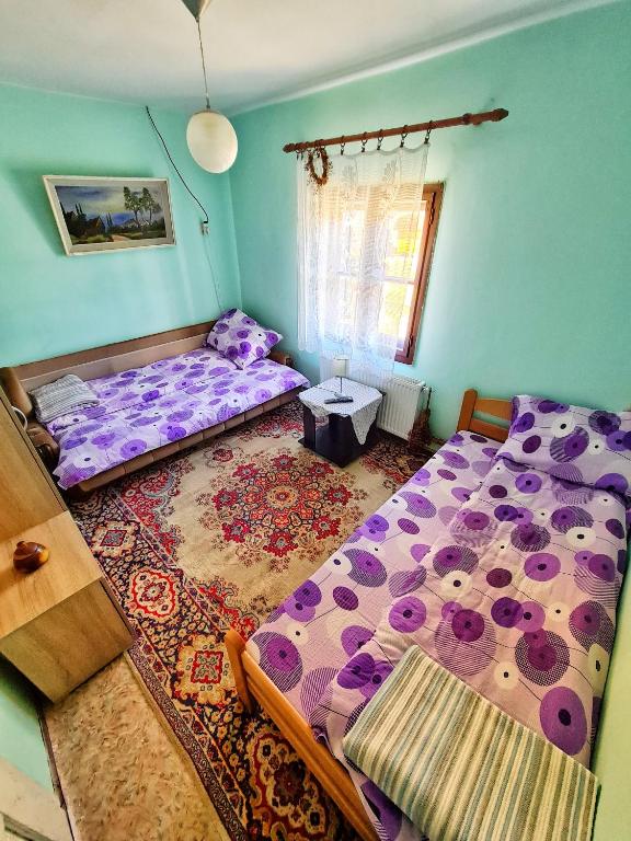 Двухместный (Двухместный номер Делюкс с 2 отдельными кроватями) гостевого дома Etno domacinstvo Saponjic, Нова-Варош