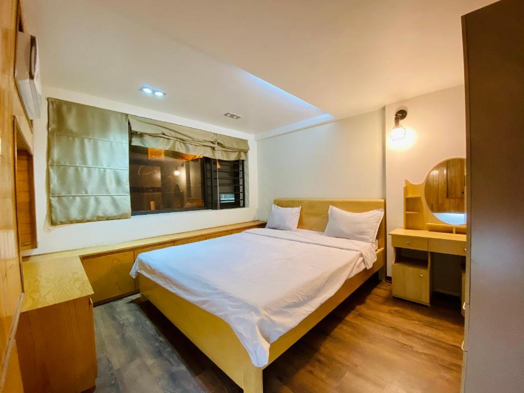 Двухместный (Стандартный номер с кроватью размера «king-size») апартамента Haiphong Backpacker Hostel, Хайфон