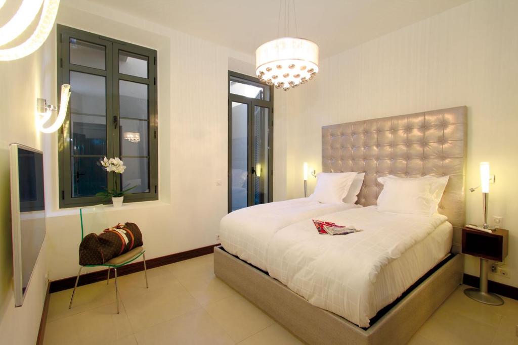 Апартаменты (Апартаменты с 2 спальнями (для 4–5–6 взрослых)) отеля Golden Tulip Cannes Hotel de Paris, Канны