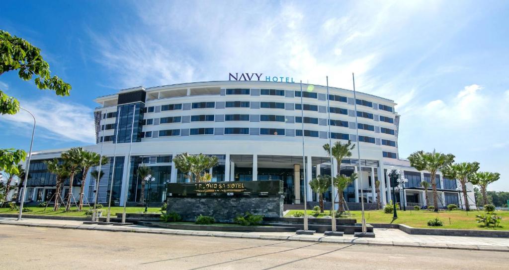 Двухместный (Стандартный номер с кроватью размера «king-size») отеля Navy Hotel Cam Ranh, Камрань