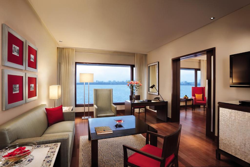 Сьюит (Oberoi Executive Suite With Ocean View) отеля The Oberoi Mumbai, Мумбай