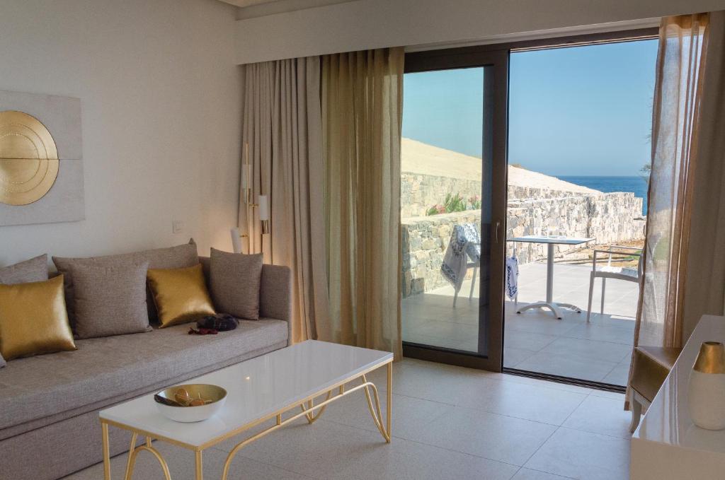 Сьюит (Полулюкс с видом на море) курортного отеля Robinson Club Ierapetra, Кутсунари