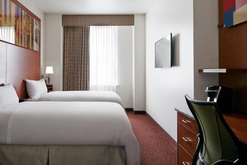 Двухместный (Стандартный номер с 2 отдельными кроватями) отеля Club Quarters Hotel in Philadelphia, Филадельфия