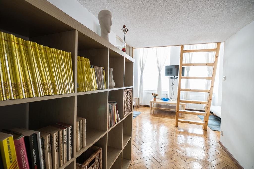 Трехместный (Номер 7/1B для 2-4 человек), Home in Krakow Silvio's Apartments