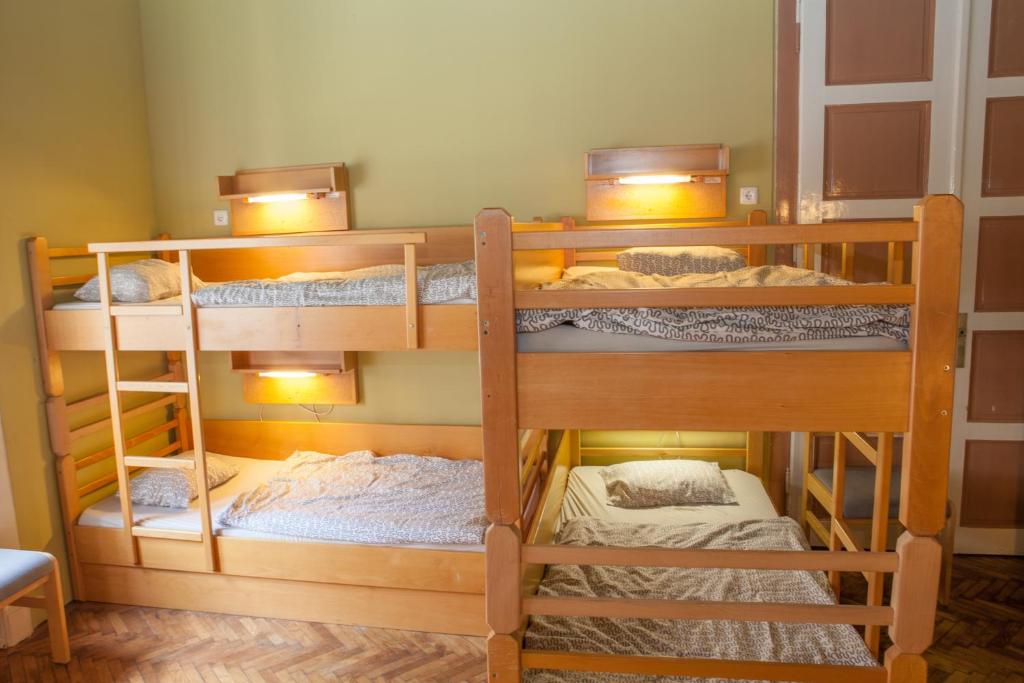 Номер (Общий номер (для 8 взрослых)), Treestyle Hostel