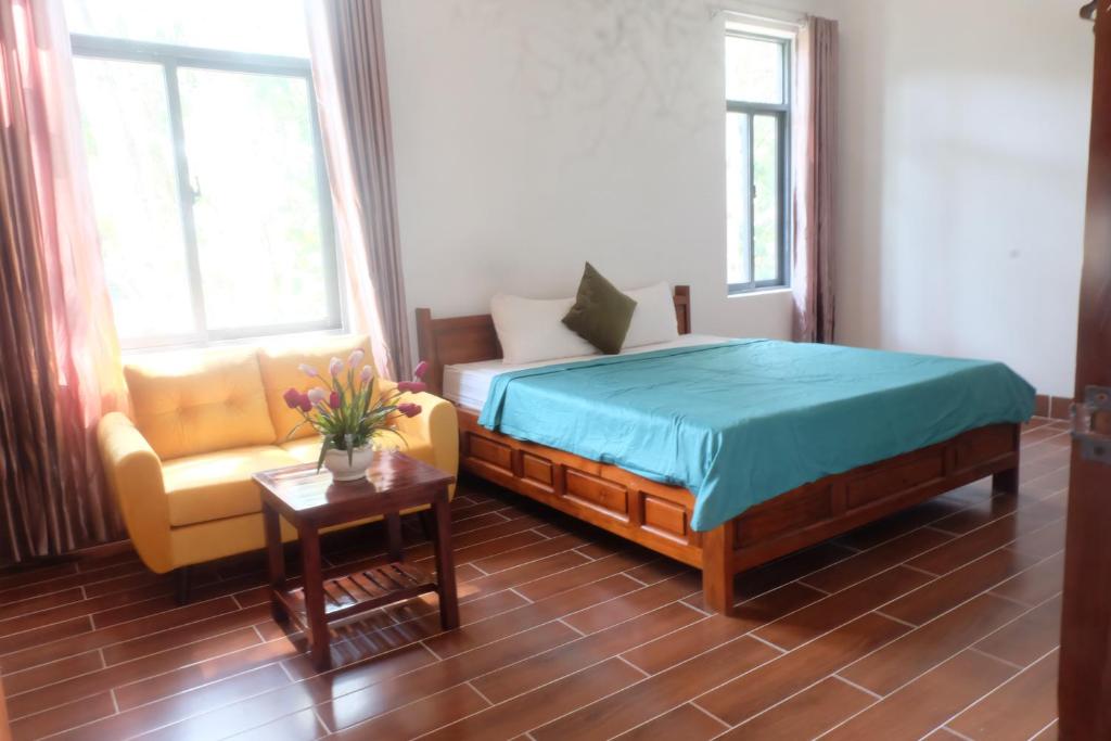 Двухместный (Стандартный двухместный номер с 1 кроватью) гостевого дома Mai Binh Phuong Bungalow, Дуонг-Донг
