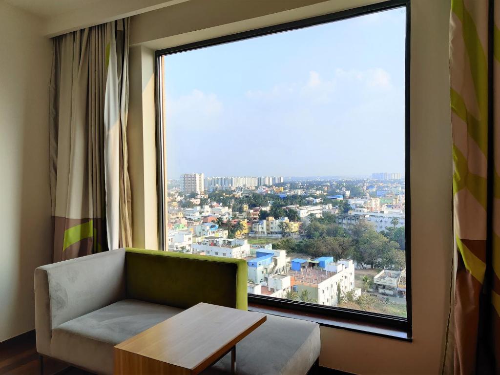 Двухместный (Aqua Pool View Room), Novotel Chennai OMR - An AccorHotels Brand