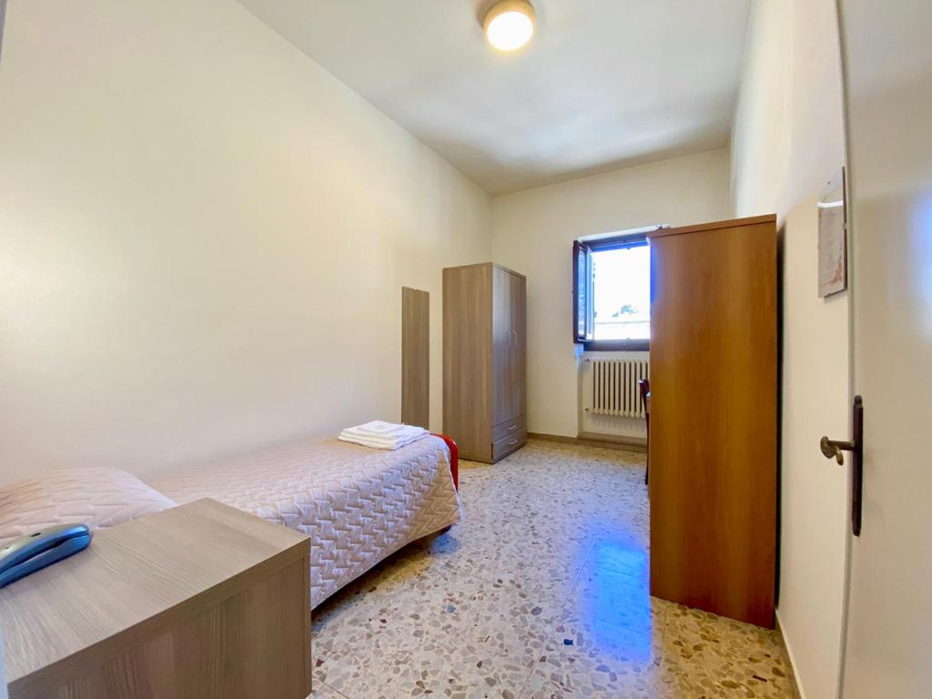 Одноместный (Одноместный номер с собственной ванной комнатой) отеля Casa per Ferie Regina Santo Rosario, Флоренция