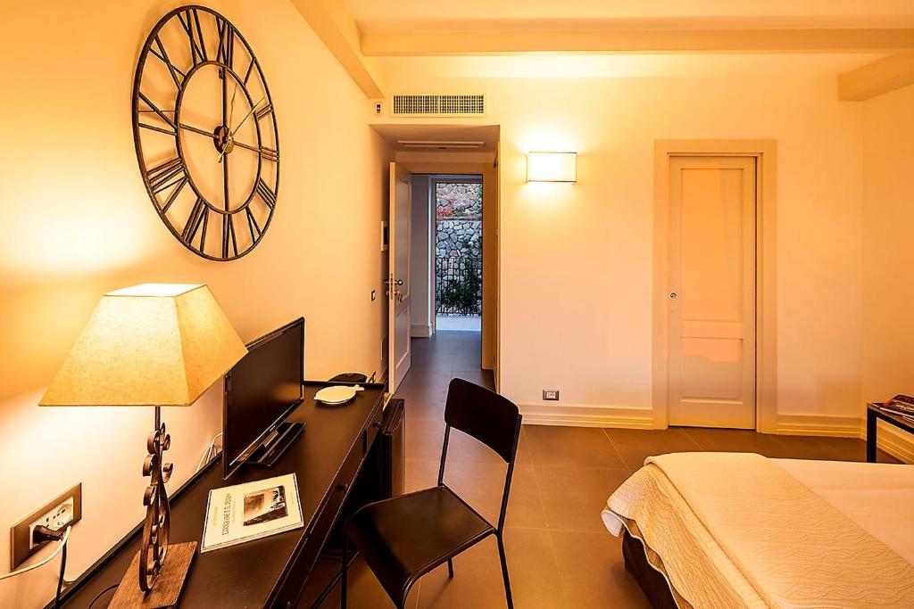 Двухместный (Двухместный номер с 1 кроватью, вид на море) отеля Tenuta Del Poggio Antico, Искья