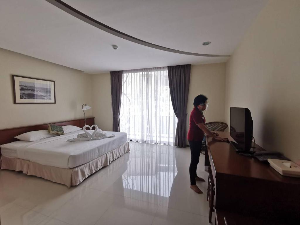 Двухместный (Двухместный номер Делюкс с 1 кроватью) отеля Baannilrath Hotel, Хуахин