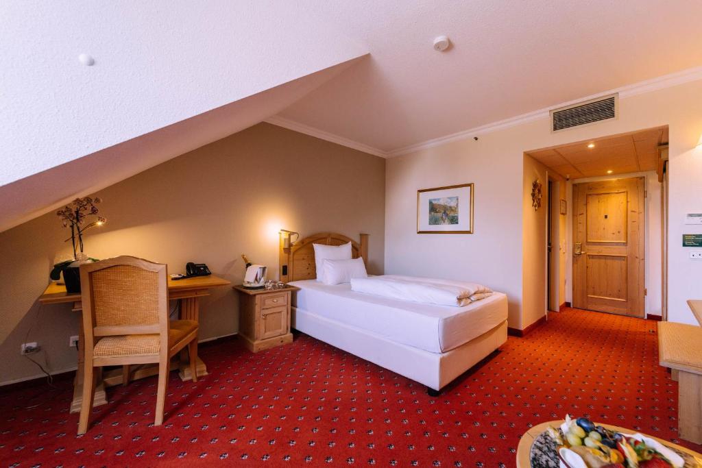 Одноместный (Executive Single with Queenbed), Grand Excelsior Hotel München Airport