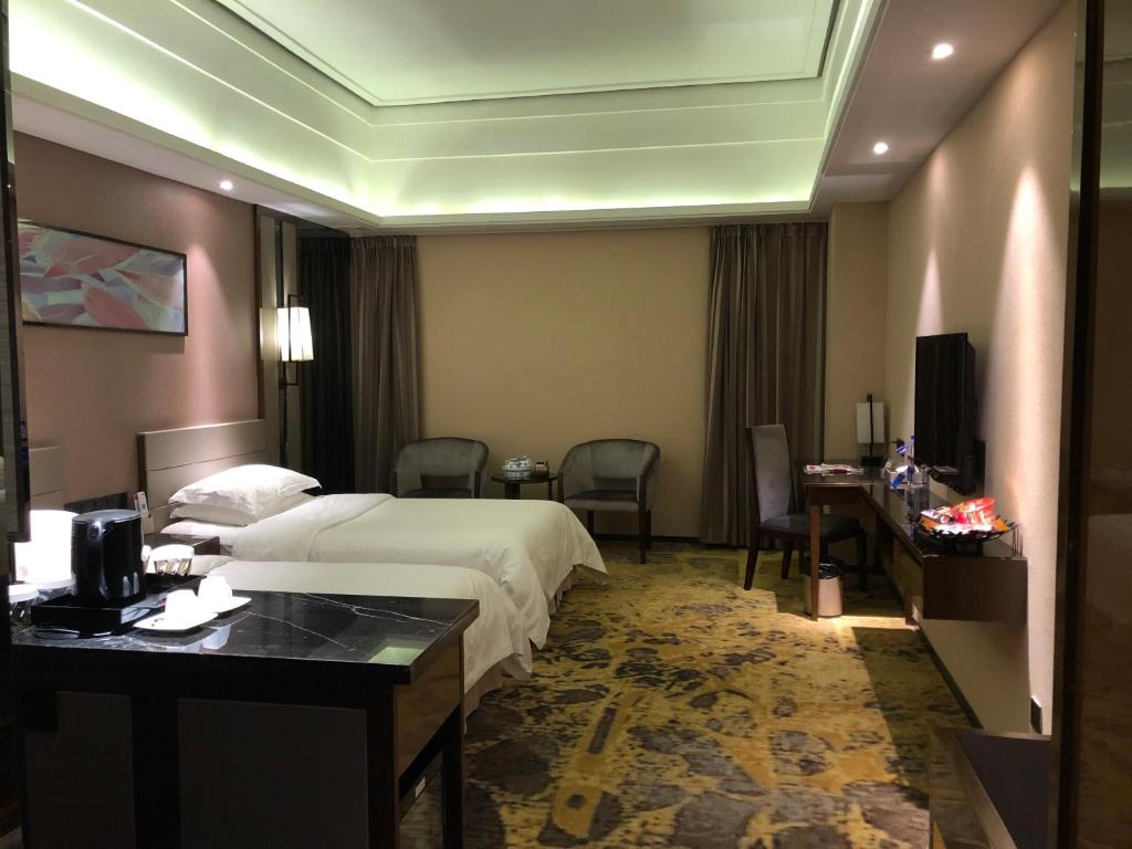 Двухместный (Budget Twin Room（no window）), Foshan Ramada Hotel