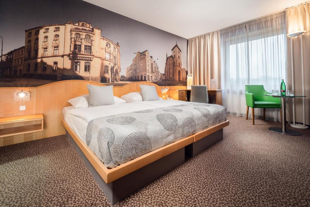 Двухместный (Стандартный двухместный номер с 1 кроватью) отеля Bobycentrum Brno, Брно