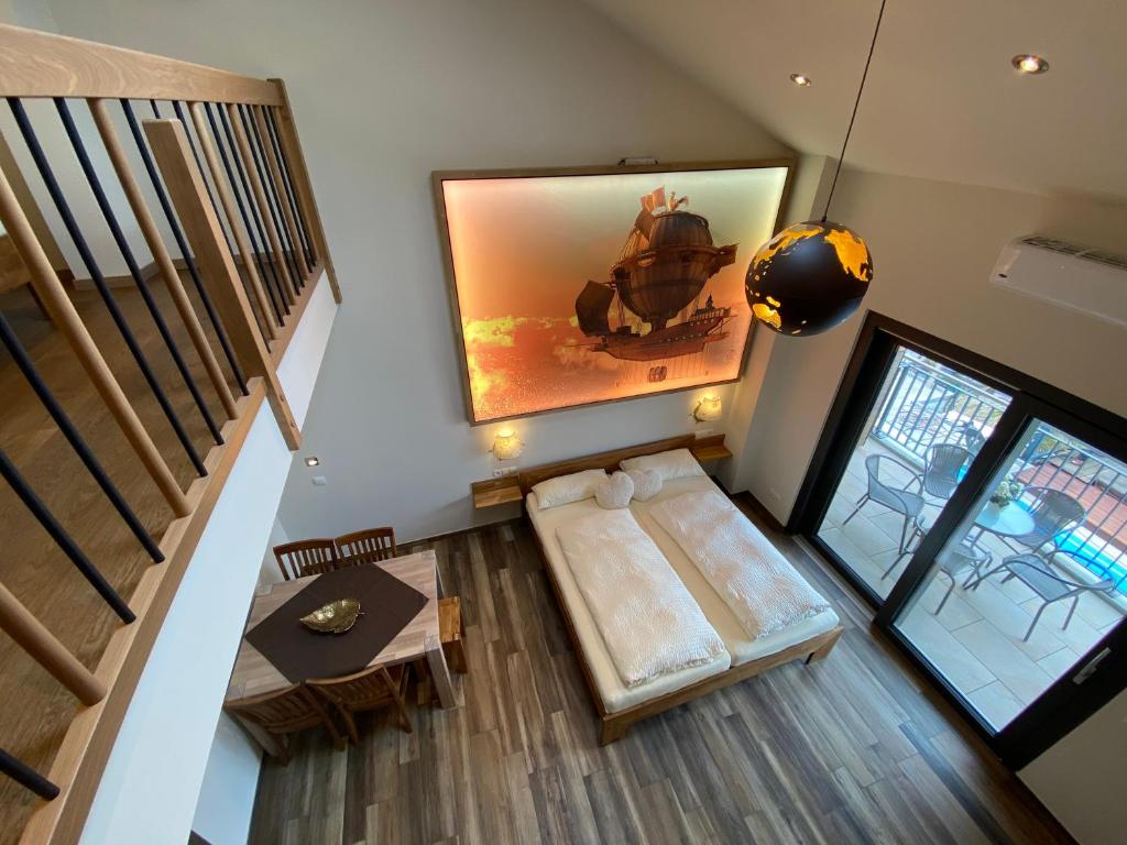 Студио (Номер-студио с балконом), Avalon Guest House with terrace