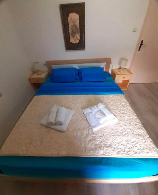 Двухместный (Двухместный номер с 1 кроватью и общей ванной комнатой) гостевого дома BellaVistaZmukic Guesthouse, Пераст