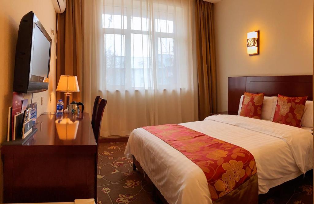 Двухместный (Mainland Chinese Citizen Only - Standard Double or Twin Room) отеля King Parkview Hotel, Пекин