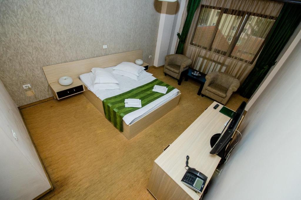 Двухместный (Двухместный номер с 1 кроватью или 2 отдельными кроватями) отеля Hotel Davos, Дева