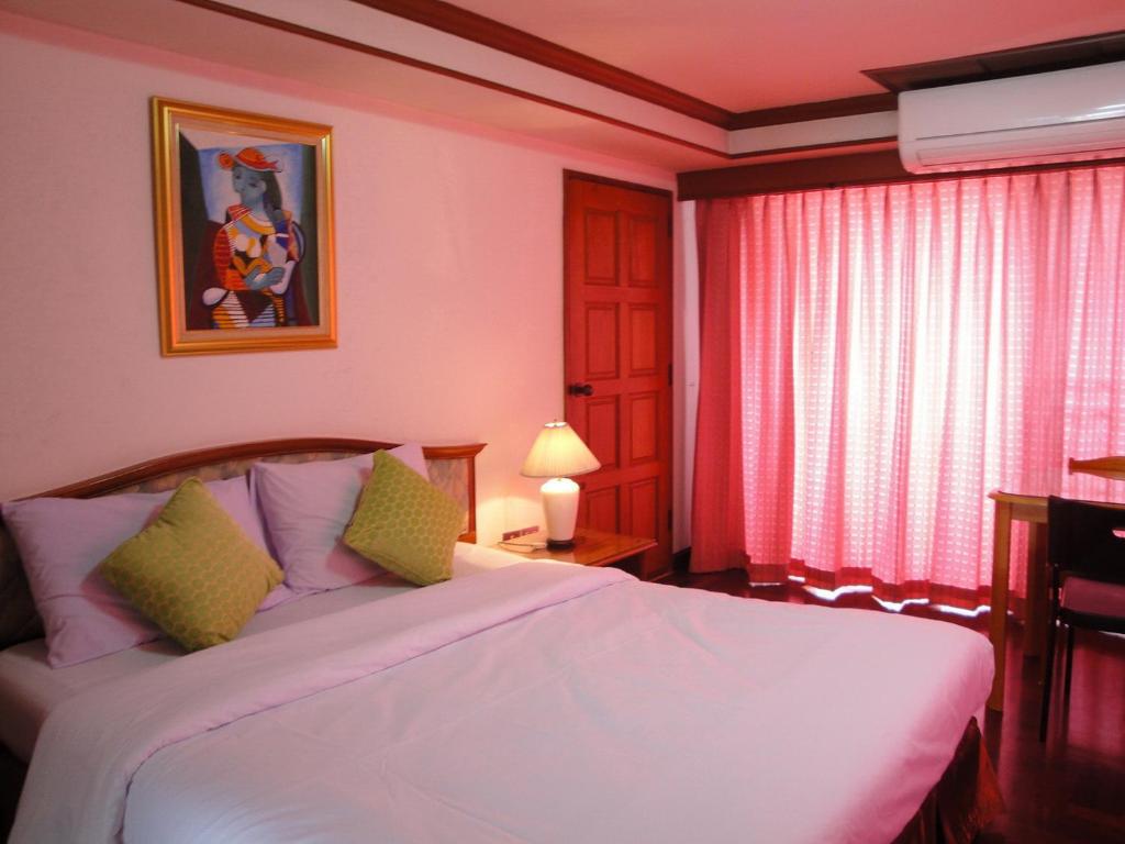 Сьюит (Люкс), Отель Interchange Tower Serviced