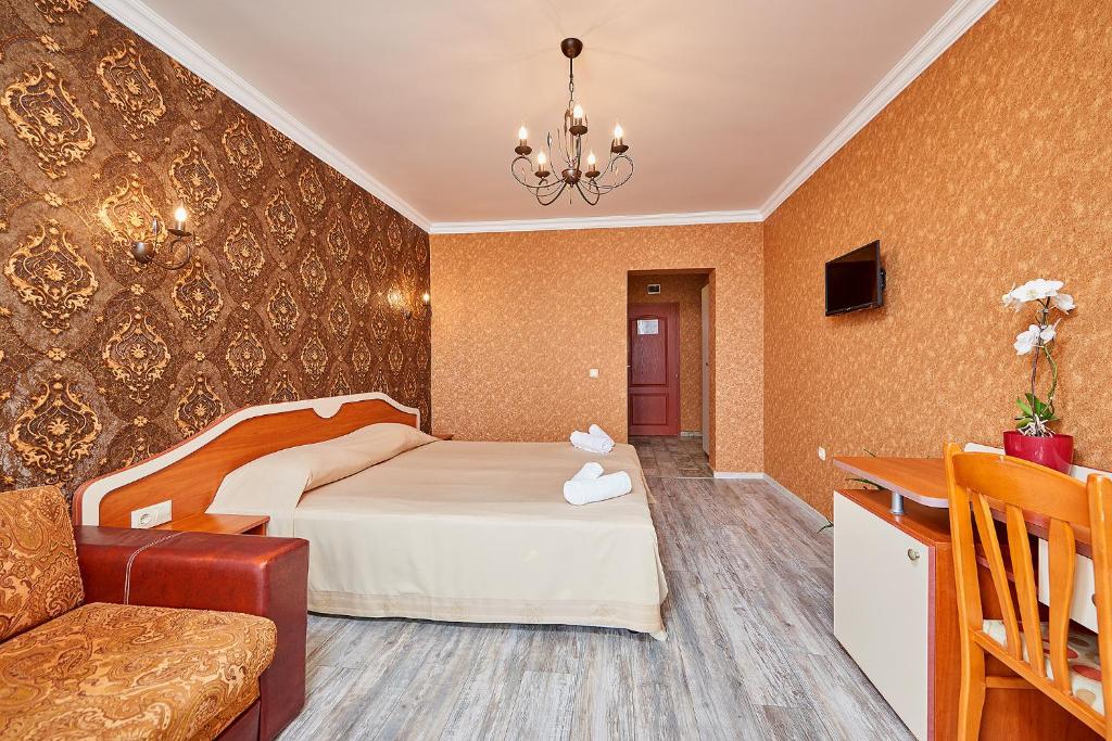 Двухместный (Двухместный номер с 1 кроватью и балконом) отеля St.St.Petar and Pavel Hotel & Relax Center, Поморие