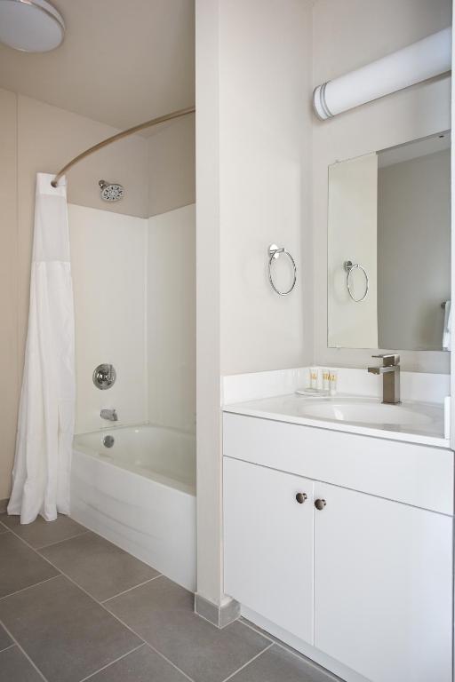 Студио (Номер-студио Делюкс), Sonder l Liberty Place