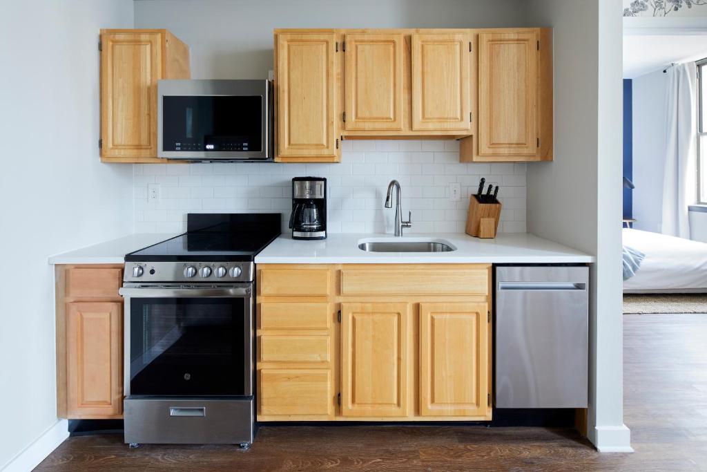 Сьюит (Люкс с 2 спальнями), Sonder l Liberty Place