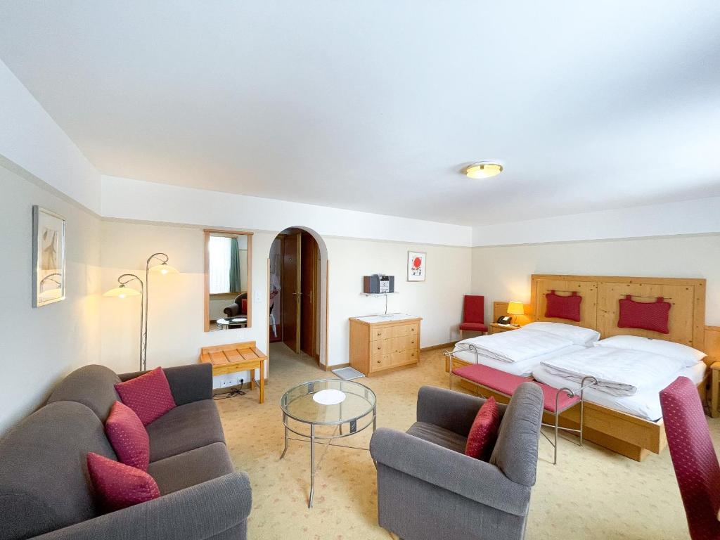 Двухместный (Двухместный номер Делюкс с 1 кроватью) отеля Hotel Engadinerhof Superior, Санкт-Мориц