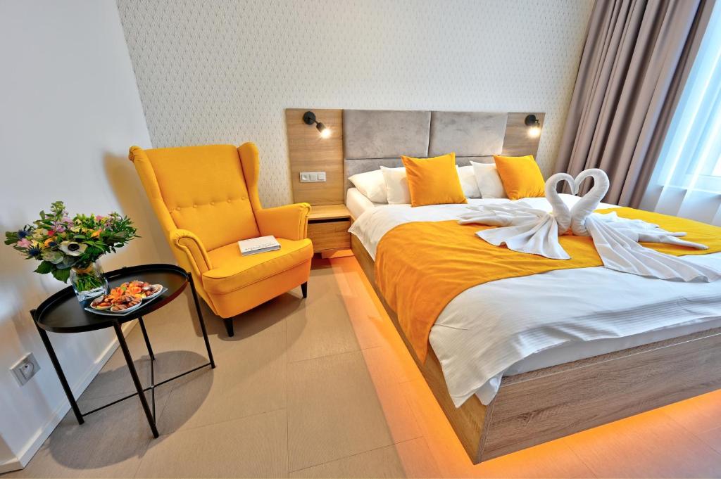 Двухместный (Большой двухместный номер с 1 кроватью) отеля Wellness Hotel Fénix, Либерец