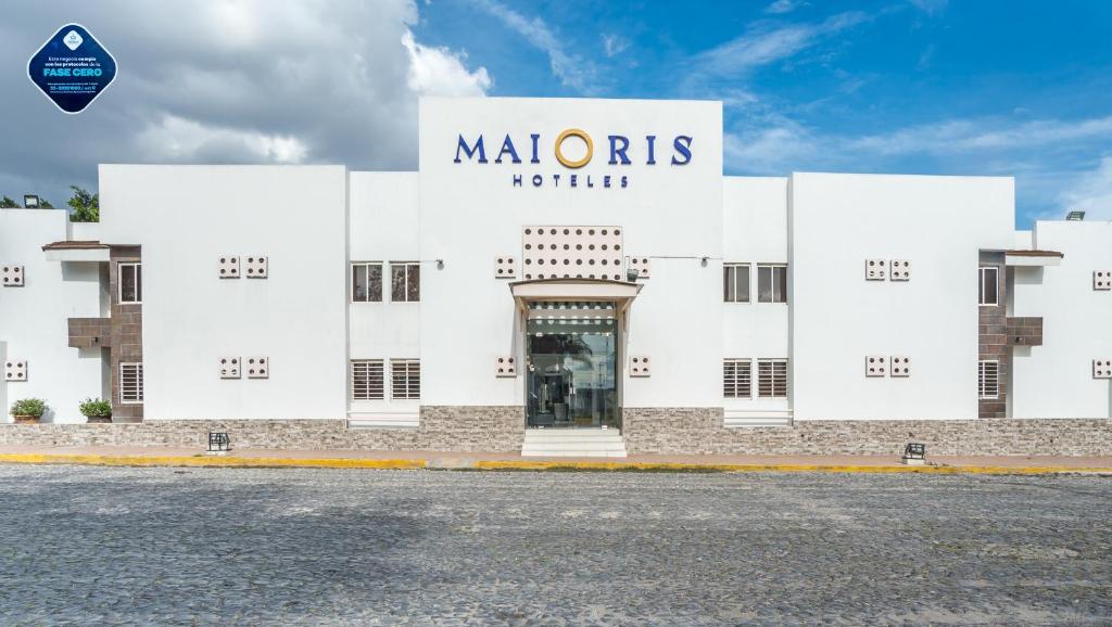 Отель Hotel Maioris, Гвадалахара