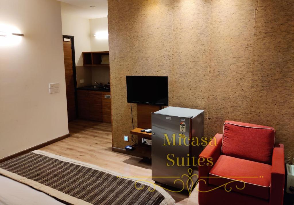 Двухместный (Двухместный номер Делюкс с 1 кроватью и балконом), Micasa Suites