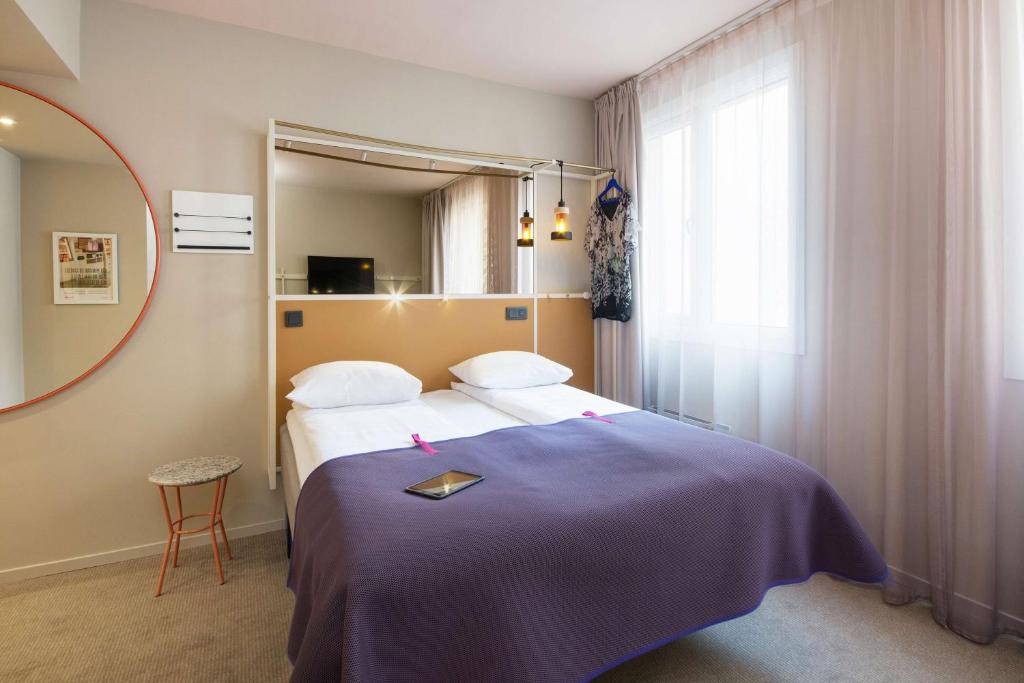 Двухместный (Улучшенный двухместный номер с 1 кроватью) отеля Scandic Karl Johan, Осло