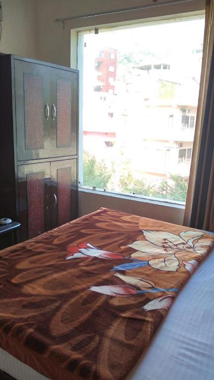 Двухместный (Двухместный номер Делюкс с 1 кроватью) отеля Hotel Vishla Palace, Ришикеш